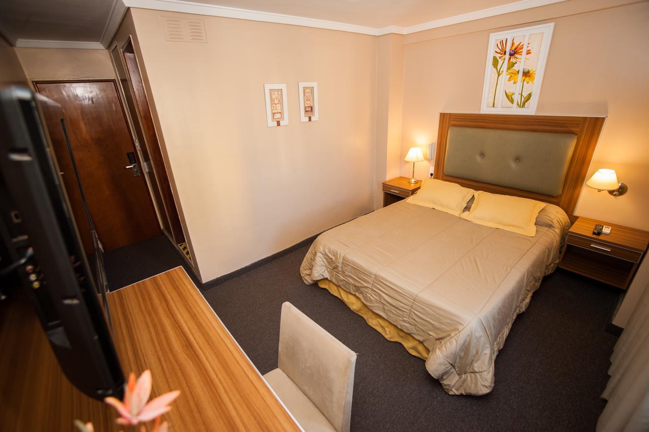 Hotel Posadas Kültér fotó