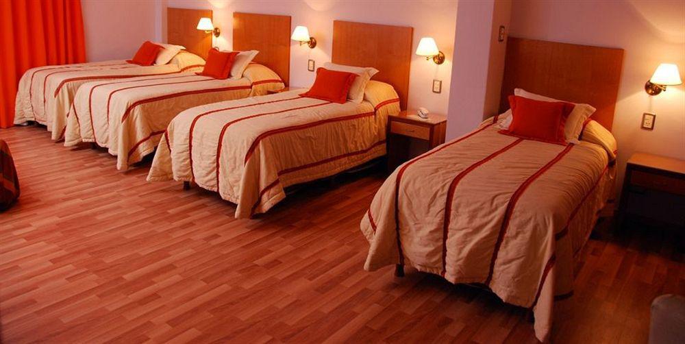 Hotel Posadas Kültér fotó